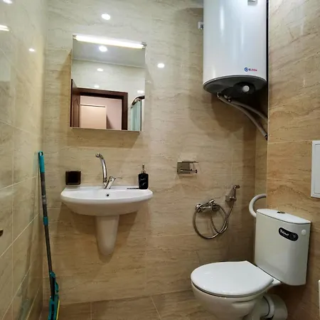 Апартаменти Cabacum Pleasure Beachfront - 50m To And Pool Варна